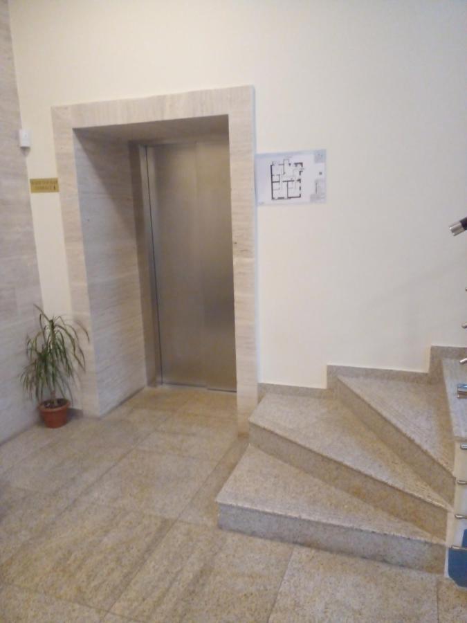 Hotel Genio Tbilisi Luaran gambar